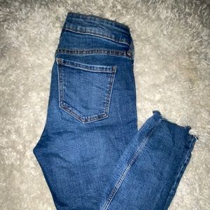 Old navy rockstar jeans